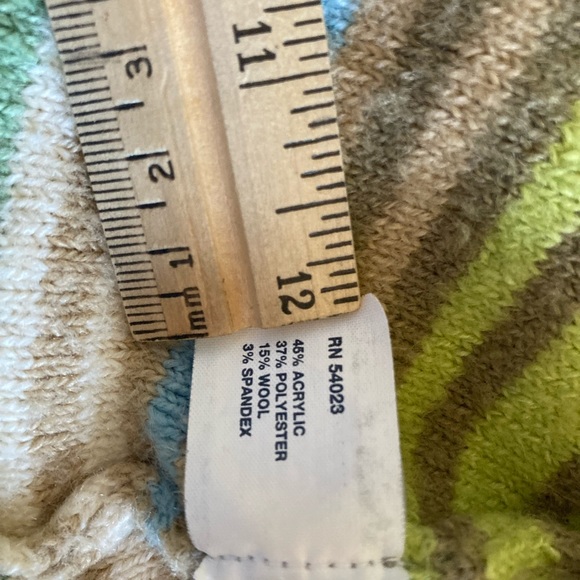 Gap Stretch Turtleneck Size M - Picture 9 of 11